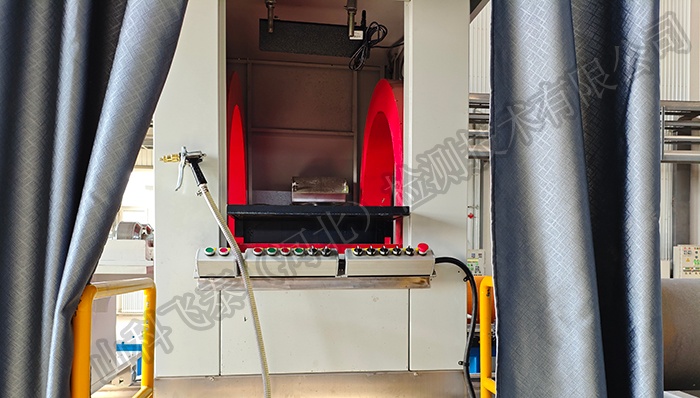 氣瓶磁粉探傷設(shè)備.jpg 氣瓶磁粉探傷設(shè)備.jpg